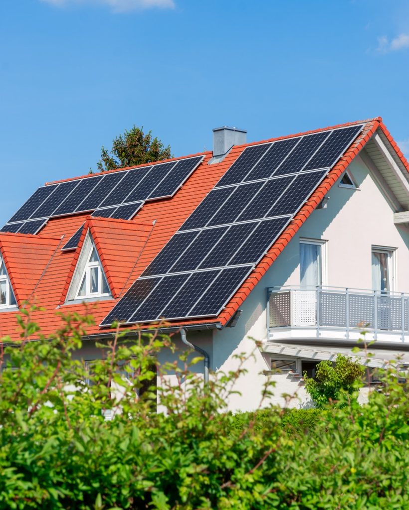 alternative-energy-for-a-innovative-house.jpg